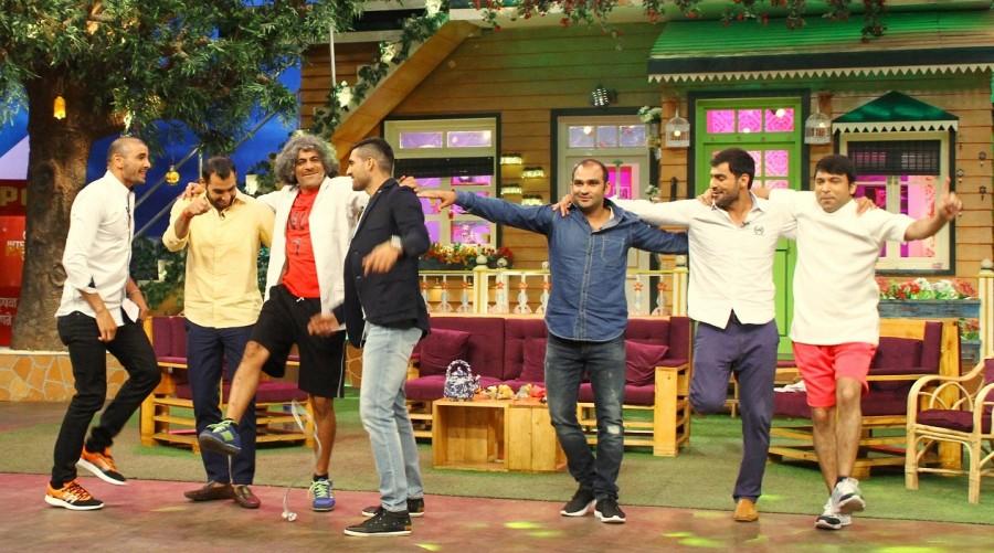 Kapil Sharma Show: Kabaddi World cup Champion players having fun on show Kabaddi World cup Champion,Kabaddi World Cup 2016 final,Indian Kabaddi team,Kapil Sharma Show