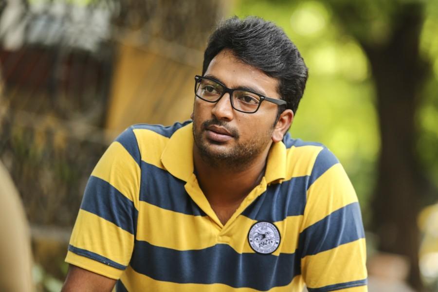 Adhe Kangal is an upcoming Tamil movie directed by Rohin Venkatesan and produced by Thirukumaran Entertainment. The film stars Kalaiyarasan, Janani Iyer, Sshivada and Bala Saravanan in the lead role. Music composed by Ghibran and edited by Leo John Paul. Kalaiyarasan,Janani Iyer,Adhe Kangal,Adhe Kangal Movie Stills,Adhe Kangal Movie pics,Adhe Kangal Movie images,Adhe Kangal Movie photos,Adhe Kangal Movie pictures,Tamil movie Adhe Kangal