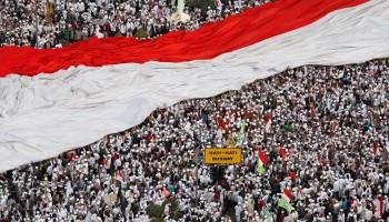 Hardline Muslims,massive rally in Indonesia,Muslim protesters,hardline Muslim protesters rally,hardline Muslim protesters,Koran,Islam Love Peace