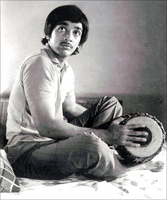 Kamal Haasan 62nd birthday Special: Check out Ulaganayagan's Rare and unseen images. Kamal Haasan 62nd birthday,Kamal Haasan birthday,Kamal Haasan 62nd birthday special,Kamal Haasan rare pics,Kamal Haasan rare images,Kamal Haasan rare photos,Kamal Haasan rare stills,Kamal Haasan rare pictures,Ulaganayagan,Ulaganayagan pics,Ulaganayagan im