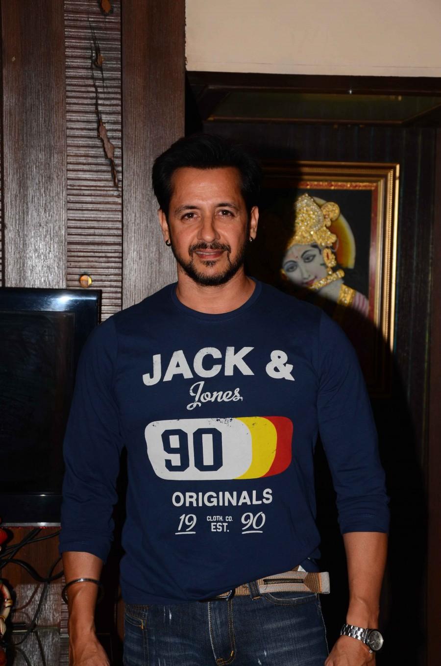 TV actor at Kapil Kaustubh Sharma Birthday Bash. Kapil Kaustubh Sharma,Kapil Kaustubh Sharma Birthday Bash,Kapil Kaustubh Sharma Birthday celebrations,Kapil Kaustubh Sharma Birthday Bash pics,Kapil Kaustubh Sharma Birthday Bash images,Kapil Kaustubh Sharma Birthday Bash photos,Kapil Kaustubh Sharma Birt