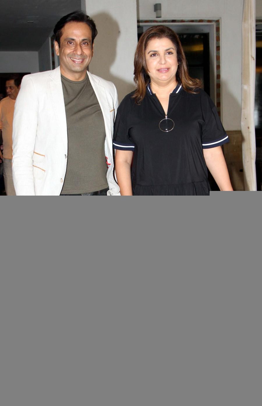 Q...Will you be adopting book for the movie? Sajid. ..Yes. Farah Khan,The Three Wise Monkeys funny book,The Three Wise Monkeys,farah khan,jeet gian,sajid khan,The Three Wise Monkeys funny book pics,The Three Wise Monkeys funny book images,The Three Wise Monkeys funny book photos