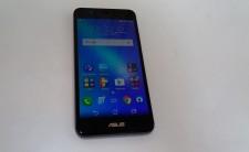 Asus Zenfone 3 Max sports a 5.2-inch full HD display with 1920x1080p resolution, huge improvement over predecessor, which had HD (1280x720p) screen