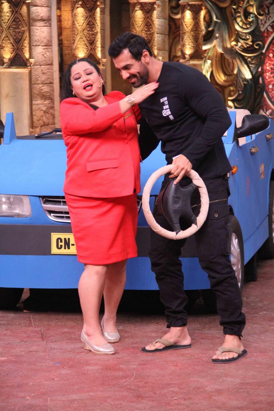 Photos of Bollywood actor John Abraham, Sonakshi Sinha promotes Force 2 on Comedy Nights Bachao Taaza. John Abraham,Sonakshi Sinha,Force 2 on Comedy Nights Bachao Taaza,Force 2,Comedy Nights Bachao Taaza,Force 2 promotion,Force 2 movie promotion
