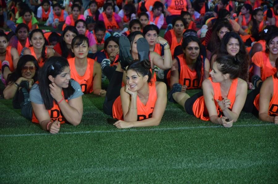 Indian wrestler Sakshi Malik, actors Jacqueline Fernandez and Kalki Koechlin perform in the making of a Guinness world record of the most number of women to hold the abdominal plank position for 60 seconds in Mumbai on Nov 6, 2016. Sakshi Malik,Jacqueline Fernandez,Kalki Koechlin,abdominal plank position,abdominal plank,abdominal plank position for 60 seconds,Guinness world record