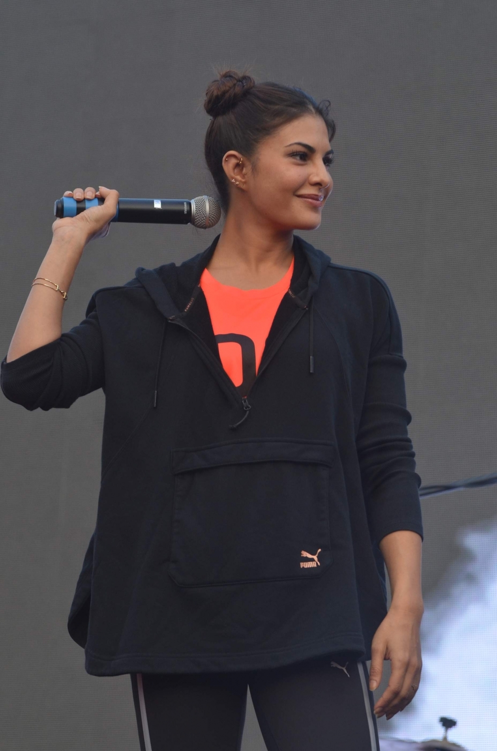 Actress Jacqueline Fernandez during the making of a Guinness world record of the most number of women to hold the abdominal plank position for 60 seconds, in Mumbai in Mumbai on Nov 6, 2016. Sakshi Malik,Jacqueline Fernandez,Kalki Koechlin,abdominal plank position,abdominal plank,abdominal plank position for 60 seconds,Guinness world record