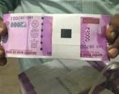 Images of new 500 and 2000 currency note go viral.