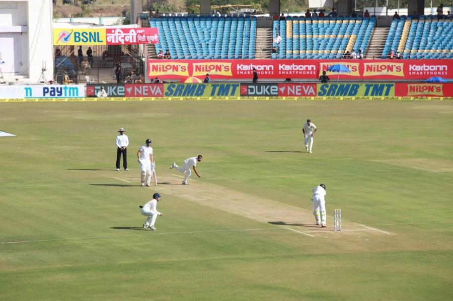 England (From): Alastair Cook (captain), Haseeb Hameed, Joe Root, Ben Duckett, Moeen Ali, Ben Stokes, Jonny Bairstow (wk), Chris Woakes, Zafar Ansari, Stuart Broad, Adil Rashid. England vs India,England vs India 2016,India vs England,India vs England 2016,Kohli,Virat Kohli,Alastair Cook,Saurashtra Cricket Association Stadium