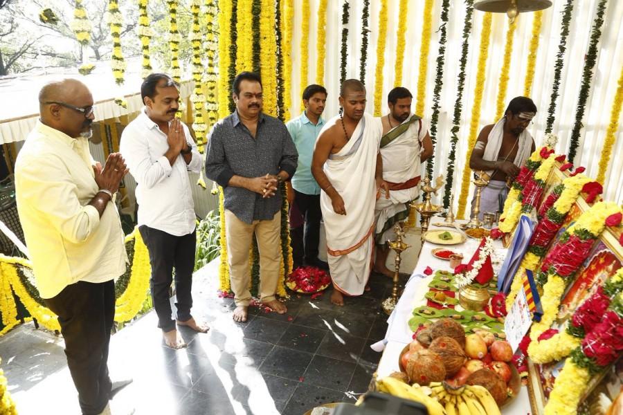 Mahesh Babu and Koratala Siva's new movie Launched today with Pooja ceremony!! Namrata has attended instead of Mahesh Babu. Mahesh Babu and Koratala Siva,Mahesh Babu,Koratala Siva,Mahesh Babu new movie launch,Koratala Siva new movie launch,Namrata,Mahesh Babu wife,Mahesh Babu wife Namrata