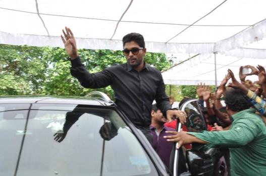 AlluArjun birthday celebrations at Hyderabad