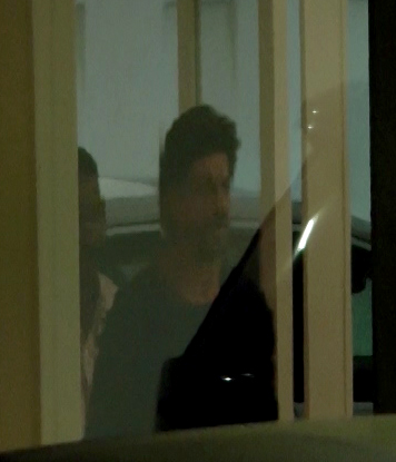 Shah Rukh Khan snapped at Karan Johar's bash for 'Ae Dil Hai Mushkil' Shah Rukh Khan,Ranbir Kapoor,Deepika Padukone,Karan Johar,Karan Johar bash,Ae Dil Hai Mushkil,Ae Dil Hai Mushkil sucess party