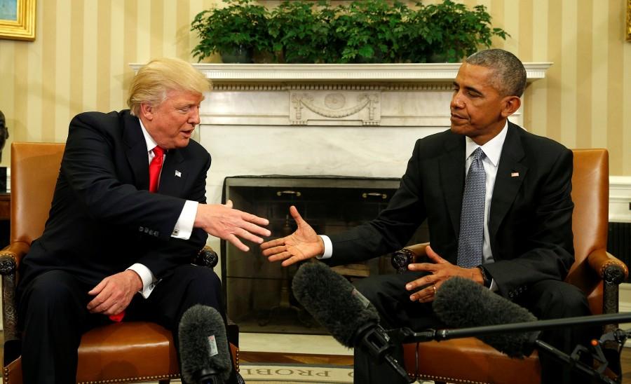 President Barack Obama meets with President-elect Donald Trump in the Oval Office of the White House in Washington November 10, 2016. Barack Obama,Donald Trump,Barack Obama meets Donald Trump,Donald Trump meets Barack Obama,President