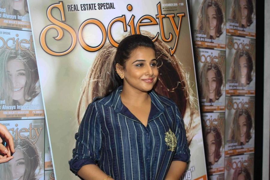 Photos of Bollywood actress Vidya Balan unveils Society Magazine Nov 2016 issue. Vidya Balan unveils Society Magazine,Vidya Balan unveils Society Magazine Nov 2016 issue,Vidya Balan,actress Vidya Balan,Vidya Balan latest pics,Vidya Balan latest images,Vidya Balan latest photos,Vidya Balan latest stills,Vidya Balan latest pictures