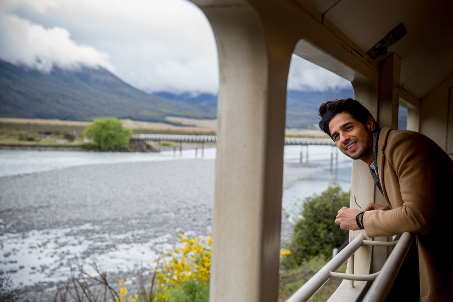 Sidharth Malhotra goes local in New Zealand, hops on the train at Christchurch Sidharth Malhotra,Sidharth Malhotra in New Zealand,Sidharth Malhotra vacationing in New Zealand,Sidharth Malhotra latest pics,Sidharth Malhotra latest images,Sidharth Malhotra latest photos,Sidharth Malhotra latest stills,Sidharth Malhotra latest pictures