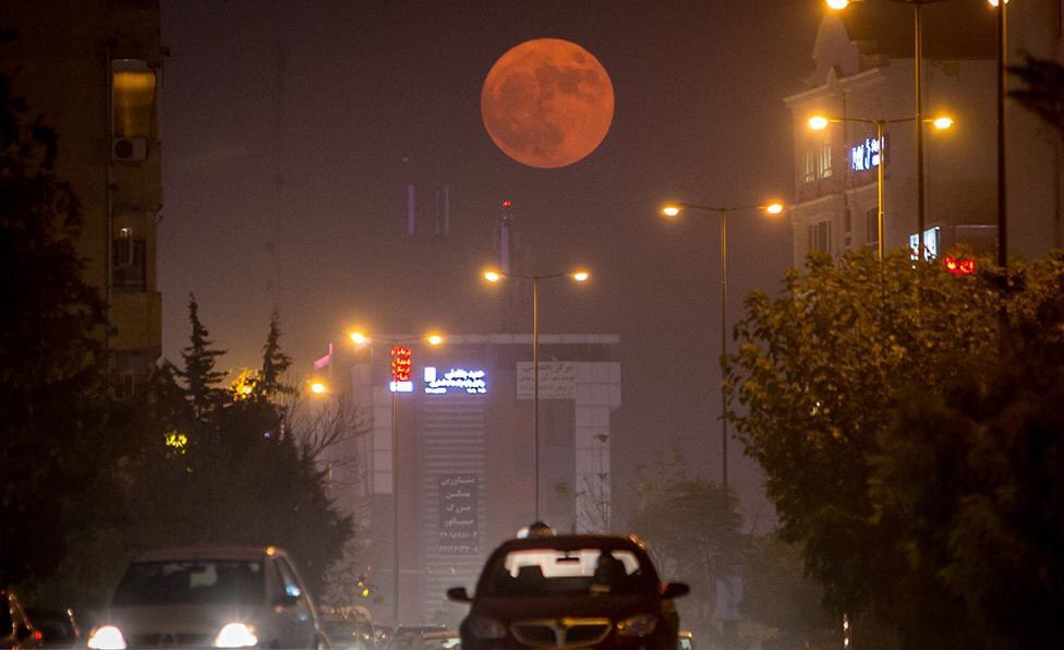In pictures: Supermoon around the world. Supermoon,Supermoon around world,Supermoon in india,Supermoon pics,Supermoon images,Supermoon stills,Supermoon pictures,Supermoon photos,Supermoon new pics
