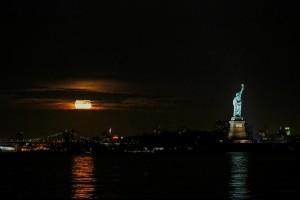 Supermoon,Supermoon around world,Supermoon in india,Supermoon pics,Supermoon images,Supermoon stills,Supermoon pictures,Supermoon photos,Supermoon new pics