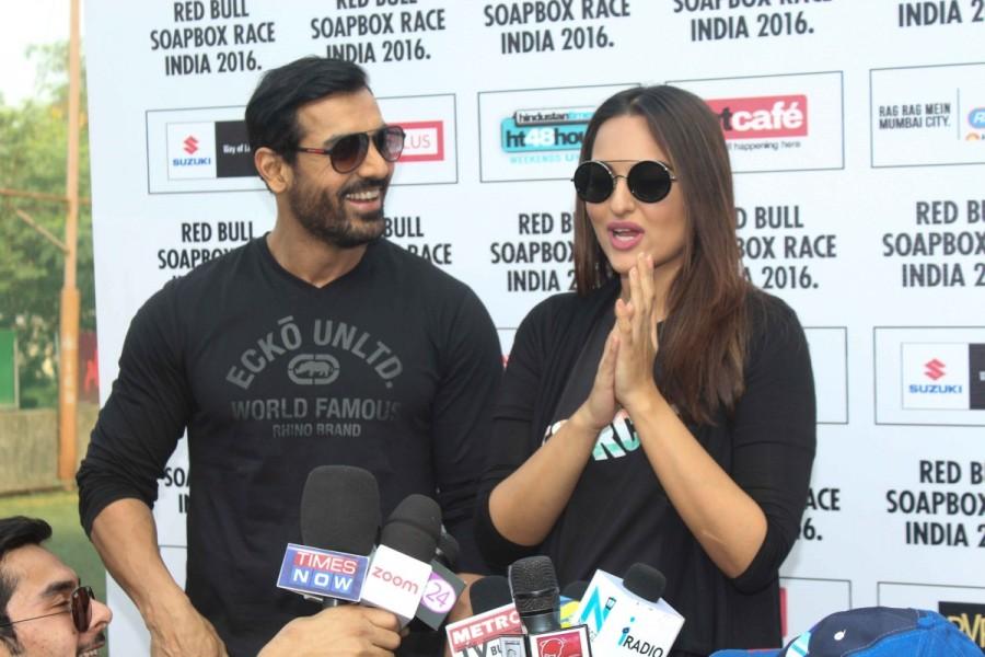 Photos of Bollywood actor John Abraham and Sonakshi Sinha at Red Bull Soapbox Race 2016. John Abraham and Sonakshi Sinha,John Abraham,Sonakshi Sinha,Red Bull Soapbox Race 2016,Red Bull Soapbox Race,Red Bull Soapbox Race pics,Red Bull Soapbox Race images,Red Bull Soapbox Race photos,Red Bull Soapbox Race stills,Red Bull Soapbox Race pictures