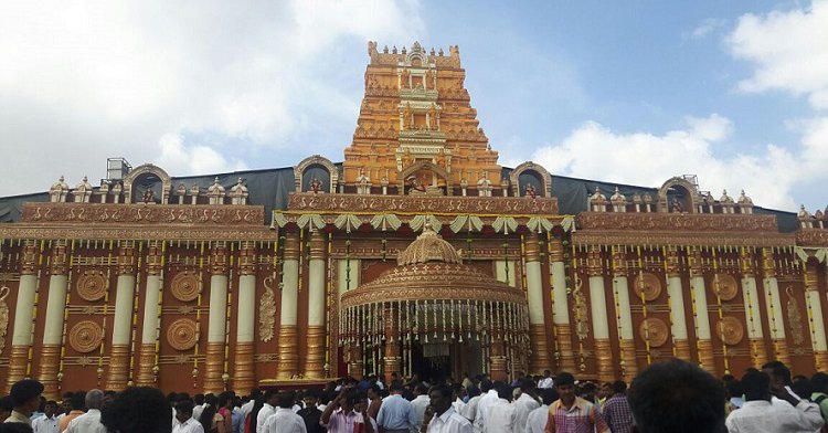 Gali Janardhan Reddy's daughter Brahmani's wedding pictures. Gali Janardhan Reddy,Gali Janardhan Reddy daughter Brahmani,Gali Janardhan Reddy daughter Brahmani wedding,Brahmani wedding,Brahmani wedding pictures,Brahmani wedding pics,Brahmani wedding photos,Brahmani wedding stills,Brahmani wedding picture