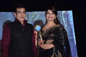 Mumbai Global Achiever's Award,Mumbai Global Achiever's Award 2016,Bhajan Samrat Anup Jalota,Gufi Paintal,Arun Bakshi,Jeetendra Kapoor,actor Jeetendra Kapoor,Kanchan Avasthi