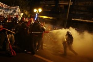 Greek police,Greece protests Obama's visit,Barack Obama,Barack Obama visit to Athens,U.S. President Barack Obama,protesting against Barack Obama,Barack Obama trip to Europe,Barack Obama in Europe,petrol bomb
