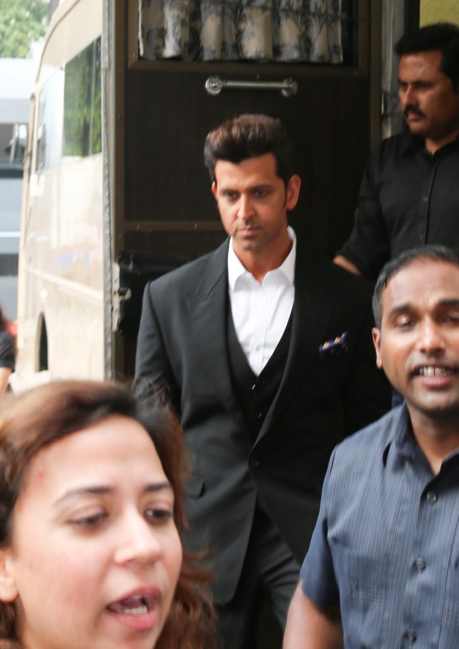 Photos of Bollywood Actor Hrithik Roshan spotted in the Mehboob studio for an Ad Shoot in Mumbai on Nov 16, 2016. Hrithik Roshan,Hrithik Roshan at Mehboob studio,Hrithik Roshan Ad Shoot,Hrithik Roshan latest pics,Hrithik Roshan latest images,Hrithik Roshan latest photos,Hrithik Roshan latest stills,Hrithik Roshan latest pictures,Hrithik Roshan pics,Hrithik Roshan ima