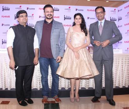 Photos of Bollywood actors Vivek Oberoi, Sai Tamhankar and Anuj Poddar, Business Head, Viacom 18 Media Private Limited during the press conference of Filmfare Awards Marathi in Mumbai on Nov 16, 2016.