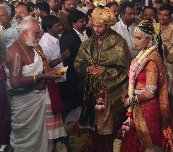 Gali Janardhan Reddy's daughter Brahmani's wedding pictures. Gali Janardhan Reddy,Gali Janardhan Reddy daughter Brahmani,Gali Janardhan Reddy daughter Brahmani wedding,Brahmani wedding,Brahmani wedding pictures,Brahmani wedding pics,Brahmani wedding photos,Brahmani wedding stills,Brahmani wedding picture