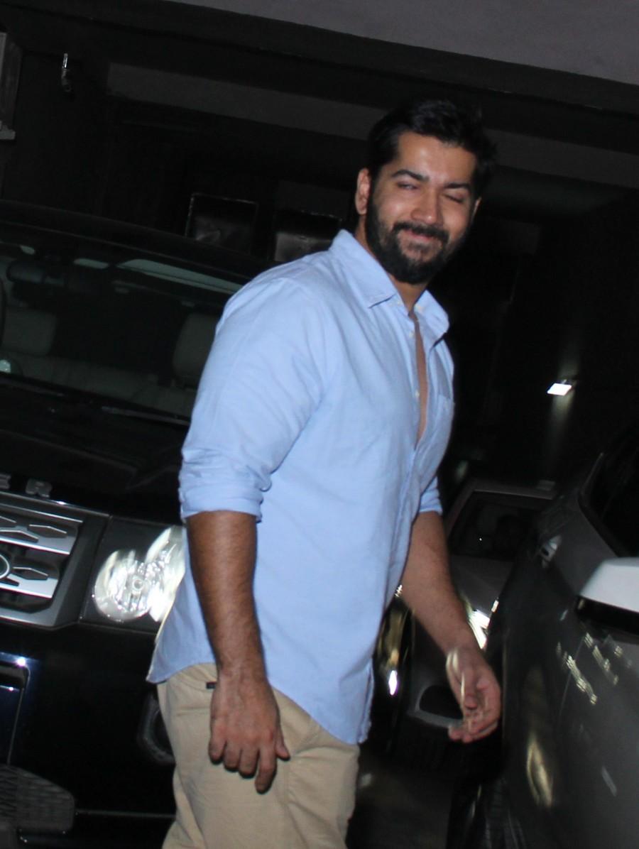 The recent screening of Force 2 was a star-studded affair. Bollywood stars like John Abraham, Priya Runchal, Sonakshi Sinha, Varun Dhawan, Priya Runchal were spotted at the special screening of Force 2. John Abraham,Sonakshi Sinha,Varun Dhawan,Force 2 Special Screening,Force 2,Force 2 Special Screening pics,Force 2 Special Screening images,Force 2 Special Screening photos,Force 2 Special Screening stills,Force 2 Special Screening pictures
