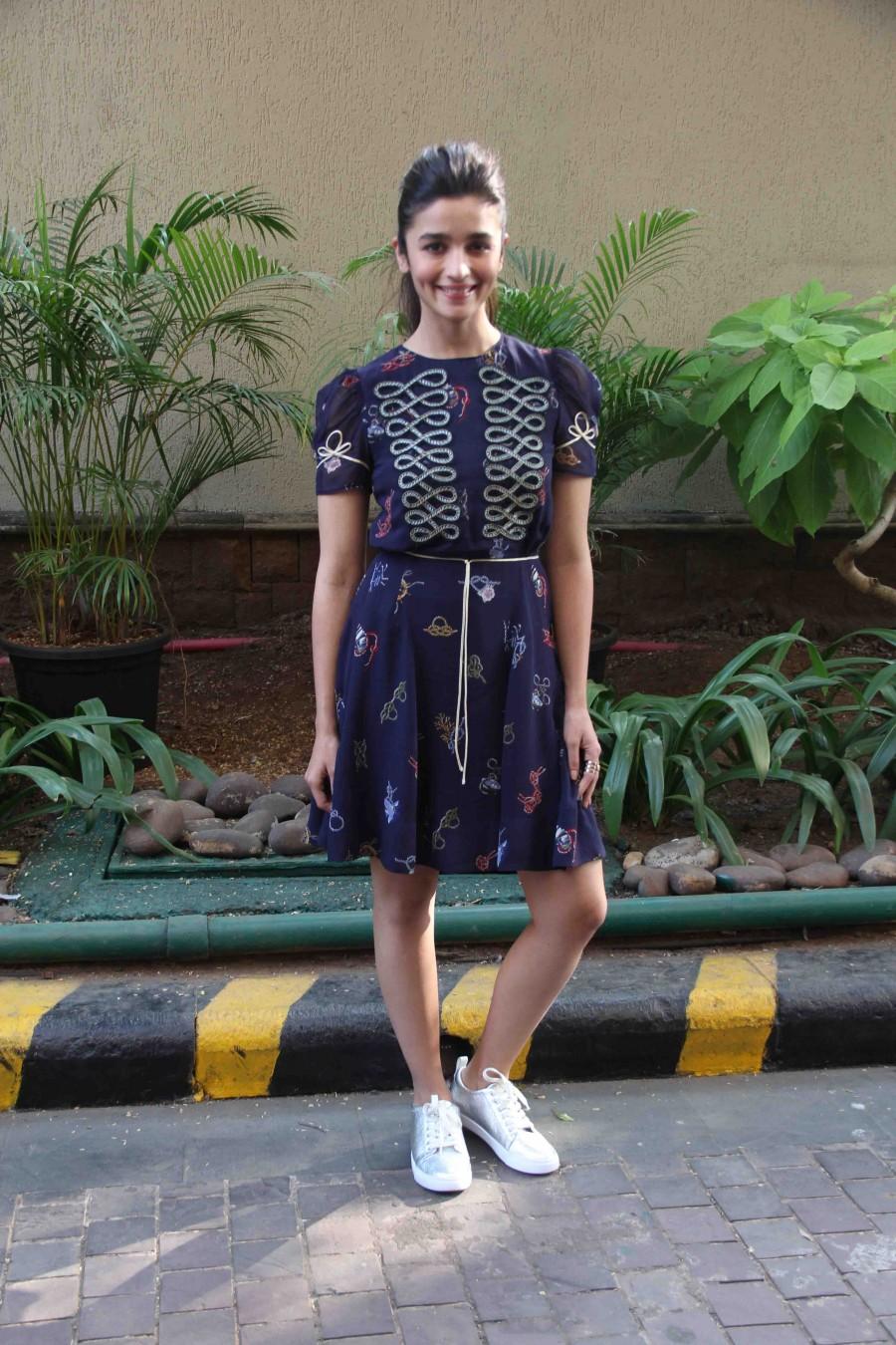 Photos of Bollywood actress Alia Bhatt at promotion of Dear Zindagi. Alia Bhatt,Alia Bhatt at promotion of Dear Zindagi,Dear Zindagi,Dear Zindagi promotion,Dear Zindagi movie promotion,Alia Bhatt hot pics,Alia Bhatt hot images,Alia Bhatt hot photos,Alia Bhatt hot pictures