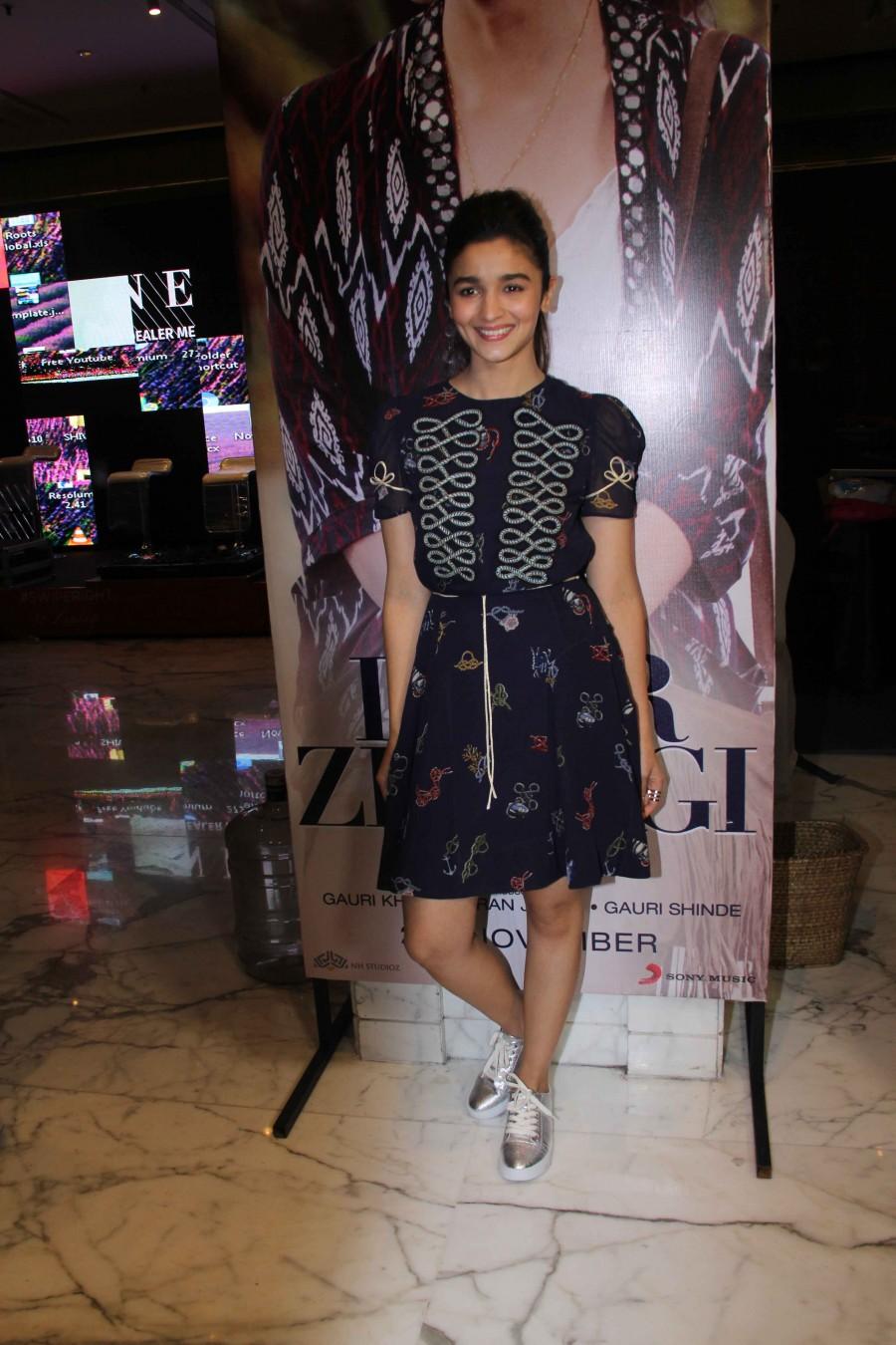 Photos of Bollywood actress Alia Bhatt at promotion of Dear Zindagi. Alia Bhatt,Alia Bhatt at promotion of Dear Zindagi,Dear Zindagi,Dear Zindagi promotion,Dear Zindagi movie promotion,Alia Bhatt hot pics,Alia Bhatt hot images,Alia Bhatt hot photos,Alia Bhatt hot pictures