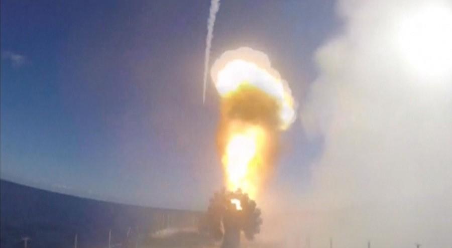 A still image taken from video footage and released by Russia's Defence Ministry shows cruise missiles being launched from Russian Admiral Grigorovich frigate deployed off Syria coast. Russia,Russia resumes strikes against Syria,strikes against Syria,Syria,aircraft