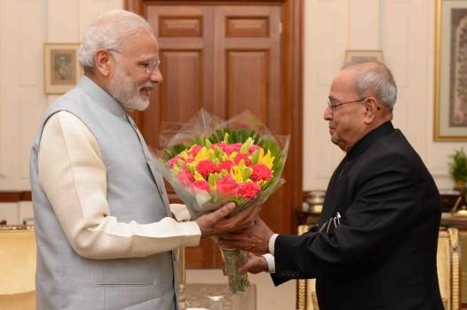 Photos of Prime Minister Narendra Modi calls on President Pranab Mukherjee at Rashtrapati Bhavan in New Delhi on Nov. 18, 2016.