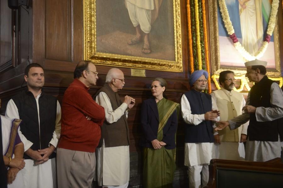 Congress president Sonia Gandhi, former Prime Minister Manmohan Singh, senior BJP leader LK Advani, Union Finance Minister Arun Jaitley, Congress vice president Rahul Gandhi paying tribute to former Prime Minister Indira Gandhi on her birth anniversary at Parliament House on Nov. 19, 2016. Indira Gandhi,Indira Gandhi birthday,former Prime Minister Indira Gandhi,Sonia Gandhi,Manmohan Singh,LK Advani,Arun Jaitley,Rahul Gandhi,Parliament House