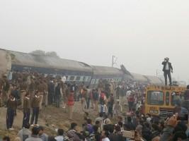 Patna-Indore Express,Patna-Indore Express train,Patna-Indore Express train derails,train derails,Kanpur