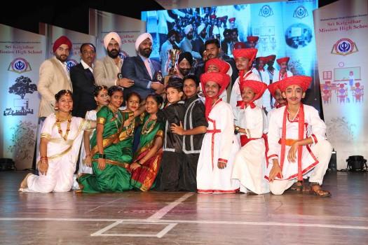 Celebs like Kanwar Singh, Gurpreet Kaur Chadha, Jaspinder Narula, Hrishitaa Bhatt, Shweta Khanduri and others spotted at the Annual Day celebration of Kalgidhar Mission High School.