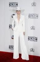 American Music Awards 2016,American Music Awards,Best Dressed celebrities,Best Dressed celebrities at American Music Awards 2016,Gigi Hadid,Selena Gomez,Hailee Steinfeld,Lady Gaga,Ariana Grande,Nina Dobrev,Ciara,Zoe Saldana,Bella Thorne,Rebecca Romijn,Bai