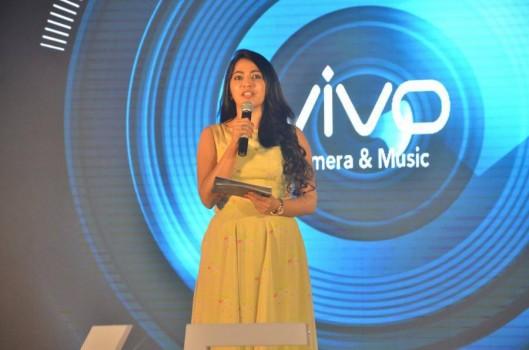 Photos of South Indian actress Dhansika launches Vivo V5 Mobile.
