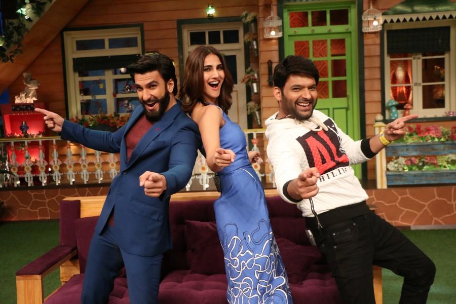 Photos of Ranveer Singh and Vaani Kapoor promote Befikre on the sets of The Kapil Sharma Show. Ranveer Singh and Vaani Kapoor,Ranveer Singh,Vaani Kapoor,Befikre,Befikre promotion,Befikre movie promotion,Befikre on the sets of The Kapil Sharma Show,The Kapil Sharma Show
