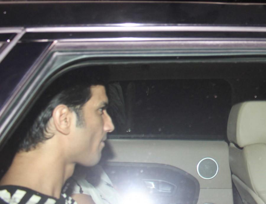 Sushant Singh Rajput at Dear Zindagi special screening. Shah Rukh Khan,Alia Bhatt,Sushant Singh Rajput,Dear Zindagi,Dear Zindagi special screening,Dear Zindagi special screening pics,Dear Zindagi special screening images,Dear Zindagi special screening photos,Dear Zindagi special screening stills,Dear Zindagi s