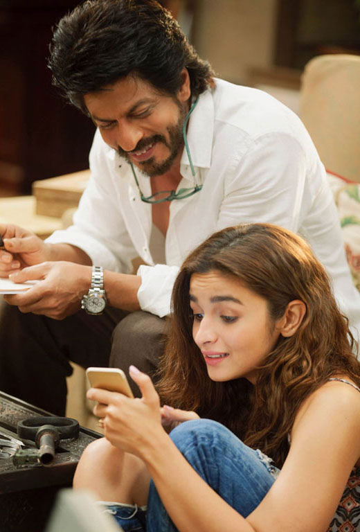 Dear Zindagi is a slice-of-life film with Alia playing the protagonist - an aspiring filmmaker, who is on the lookout for a lot of unanswered questions. The film also features Ali Zafar, Aditya Roy Kapur, Kunal Kapoor and Angad Bedi. The film is all set to hit the screens this Friday. Shah Rukh Khan,Alia Bhatt,Dear Zindagi,Dear Zindagi movie stills,Dear Zindagi movie pics,Dear Zindagi movie images,Dear Zindagi movie photos,Dear Zindagi movie pictures,Dear Zindagi movie review,Dear Zindagi review