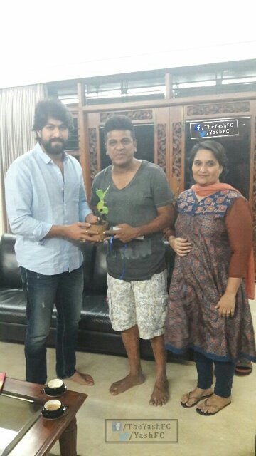 South Indian actor Yash invites Shivaraj, Puneeth and Raghavendra Rajkumar for his marriage. Shivaraj Rajkumar,Puneeth Rajkumar,Raghavendra Rajkumar,Yash,actor,Yash wedding,Yash marriage,Yash wedding card,Yash marriage card,Yash invites Shivaraj,Yash invites Puneeth