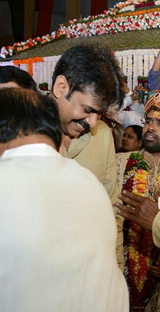 Photos Powerstar Pawan Kalyan at Bandaru Dattatreya's daughter's wedding. Bandaru Dattatreya's daughter's wedding,Bandaru Dattatreya's daughter's,Bandaru Dattatreya's daughter's marriage,Chiranjeevi,megastar Chiranjeevi,Pawan Kalyan,powerstar Pawan Kalyan
