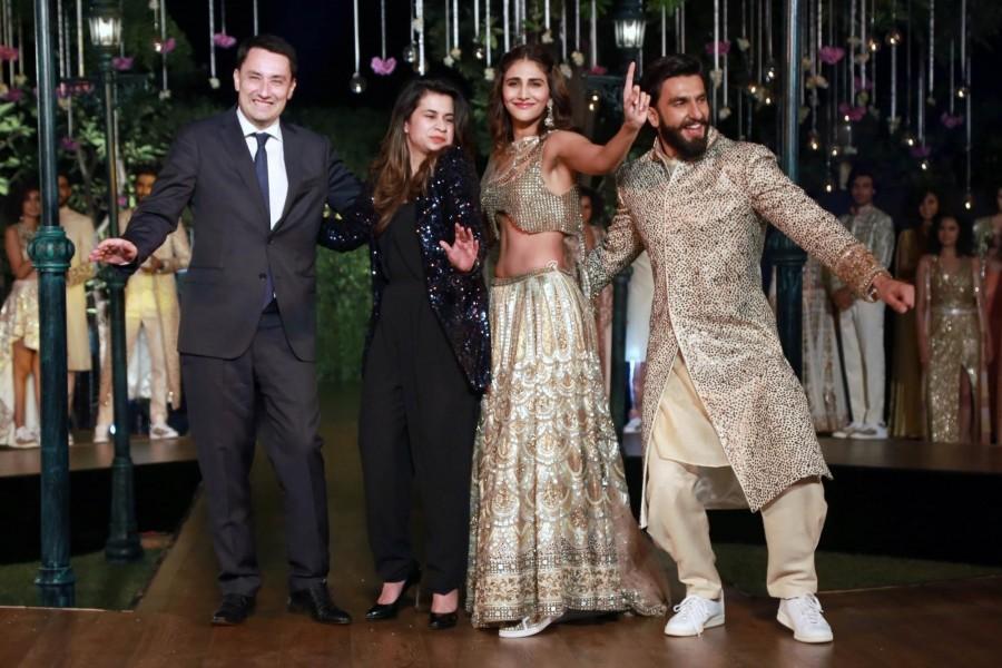 Ranveer Singh and Vaani Kapoor,Ranveer Singh,Vaani Kapoor,Divani Fashion Show,Divani Fashion Show event,Ranveer Singh and Vaani Kapoor at Divani Fashion Show,Divani Fashion Show pics,Divani Fashion Show images,Divani Fashion Show photos,Divani Fashion Sho
