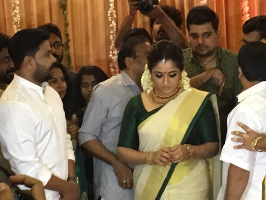 While Madhavan was married in 2009 to a computer engineer, which ended in one year. Kept as a highly guarded secret, the media and others got a surprise, when the news trickled on Friday morning about the 'star wedding'. Dileep and Kavya Madhavan,Dileep and Kavya Madhavan wedding,Dileep and Kavya Madhavan marriage,Dileep wedding,Kavya Madhavan wedding,Dileep marriage,Kavya Madhavan marriage,Dileep and Kavya Madhavan werdding pics,Dileep and Kavya Madhavan werdding images