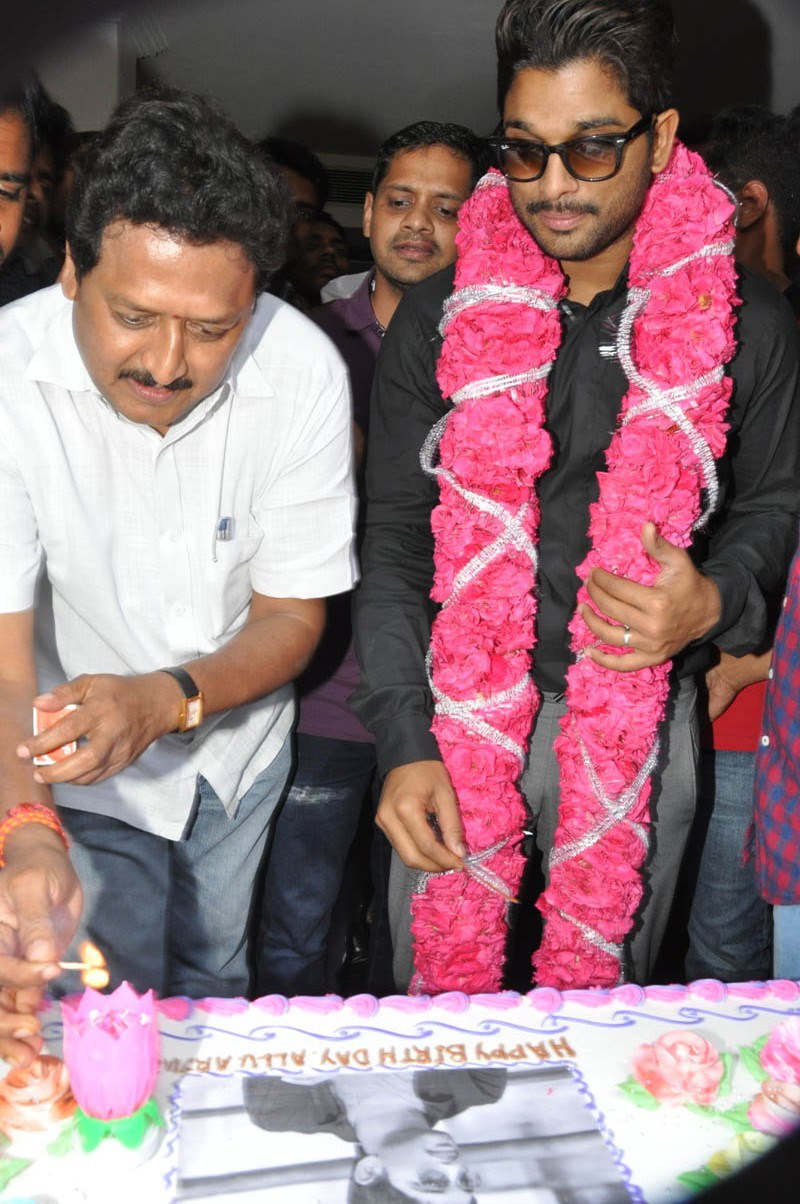 Allu Arjun Birthday Celebrations Photos Allu Arjun Birthday Celebrations 2015,Allu Arjun Birthday Celebrations,Allu Arjun Birthday,Stylish Star Allu Arjun,Allu Arjun,actor Allu Arjun