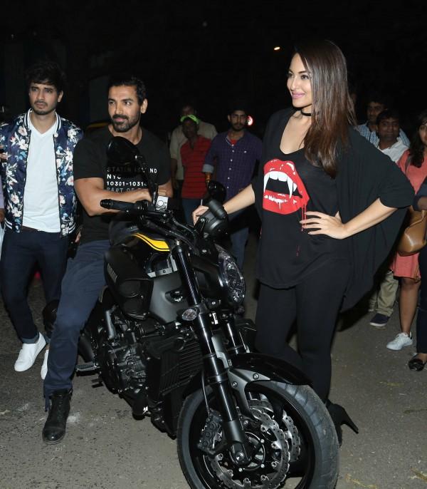 John Abraham and Sonakshi Sinha promotes Force 2 movie - Photos,Images