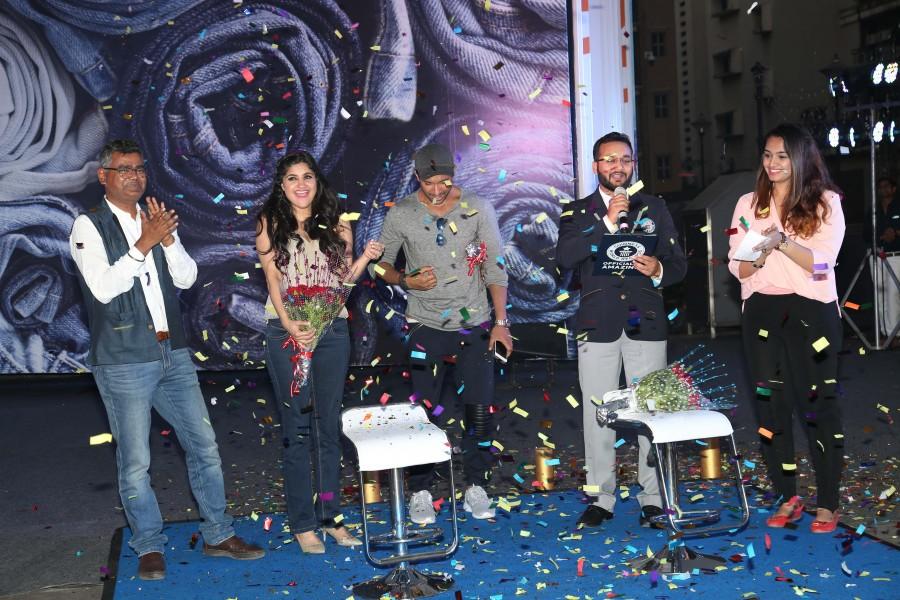 Photos of FBB unveils world's biggest photo book in guinness world record. FBB unveils world's biggest photo book,world's biggest photo book,guinness world record