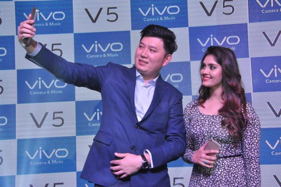 Photos of South Indian Actress Surabhi and Pooja Sri at Vivo V5 Mobile Launch. Surabhi and Pooja Sri,Surabhi,Pooja Sri,Vivo V5 Mobile Launch,Vivo V5 Mobile,Vivo V5,Vivo V5 Mobile Launch pics,Vivo V5 Mobile Launch images,Vivo V5 Mobile Launch photos,Vivo V5 Mobile Launch stills,Vivo V5 Mobile Launch pictures