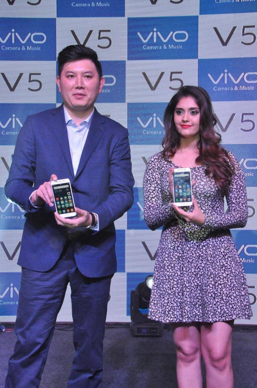 Photos of South Indian Actress Surabhi and Pooja Sri at Vivo V5 Mobile Launch. Surabhi and Pooja Sri,Surabhi,Pooja Sri,Vivo V5 Mobile Launch,Vivo V5 Mobile,Vivo V5,Vivo V5 Mobile Launch pics,Vivo V5 Mobile Launch images,Vivo V5 Mobile Launch photos,Vivo V5 Mobile Launch stills,Vivo V5 Mobile Launch pictures
