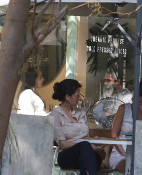 Photos of Bollywood actor Shahid Kapoor and Mira spotted eating out in Bandra.